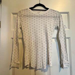 J. Crew waffle tee. size M. white waffle with navy fleur du lis pattern.